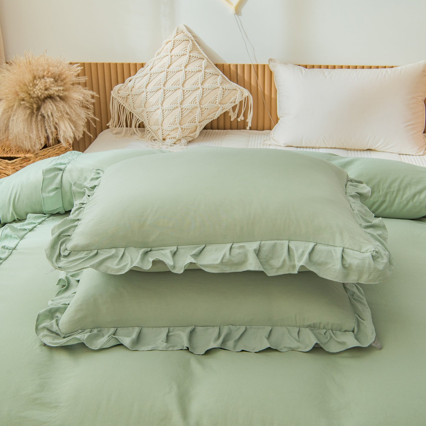 Home Textile Bedding Chemical Fiber Washed Cotton Surface Ruffled Quilt Cover Kit